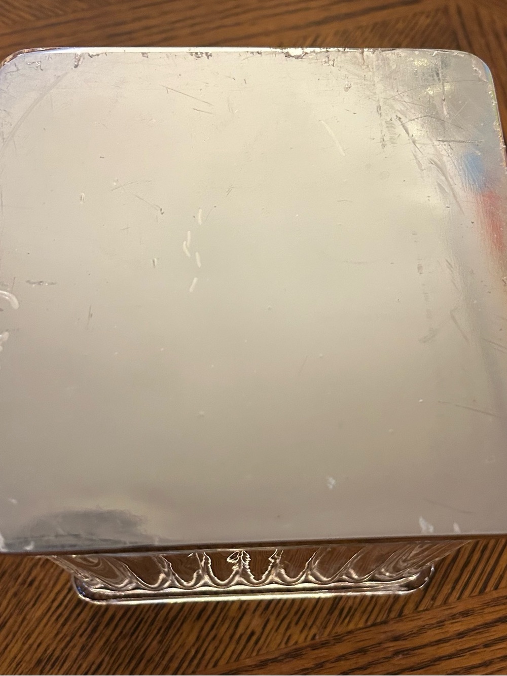 Ribbed Glass Tissue Box Cover with Chrome Base & Lid - Picture 9 of 12